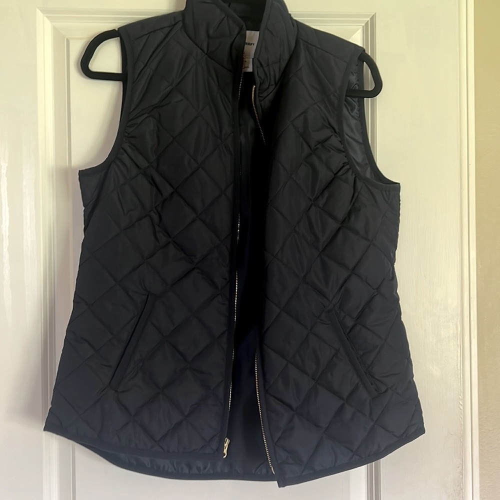 Dark blue puffer vest